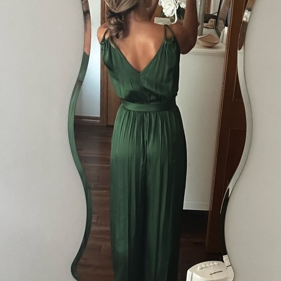 Zara jumpsuit - Picture 5 of 5